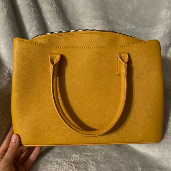 Betsey Johnson Yellow Handbag with Bow - Picture 2 of 4